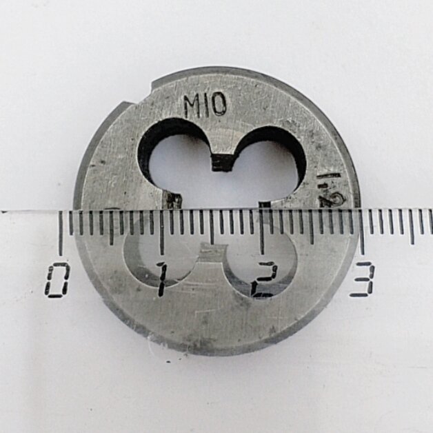 Плашка М10х1,25 мм (d30мм, h11мм) — фото 1