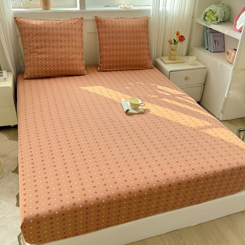 Постельное белье, 1,5 спальный комплект, полиэстер, наволочки 2 шт, пододеяльник 1 шт