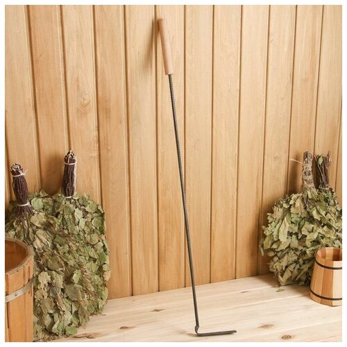 Кочерга металлическая с деревянной ручкой длина 90 см 522₽