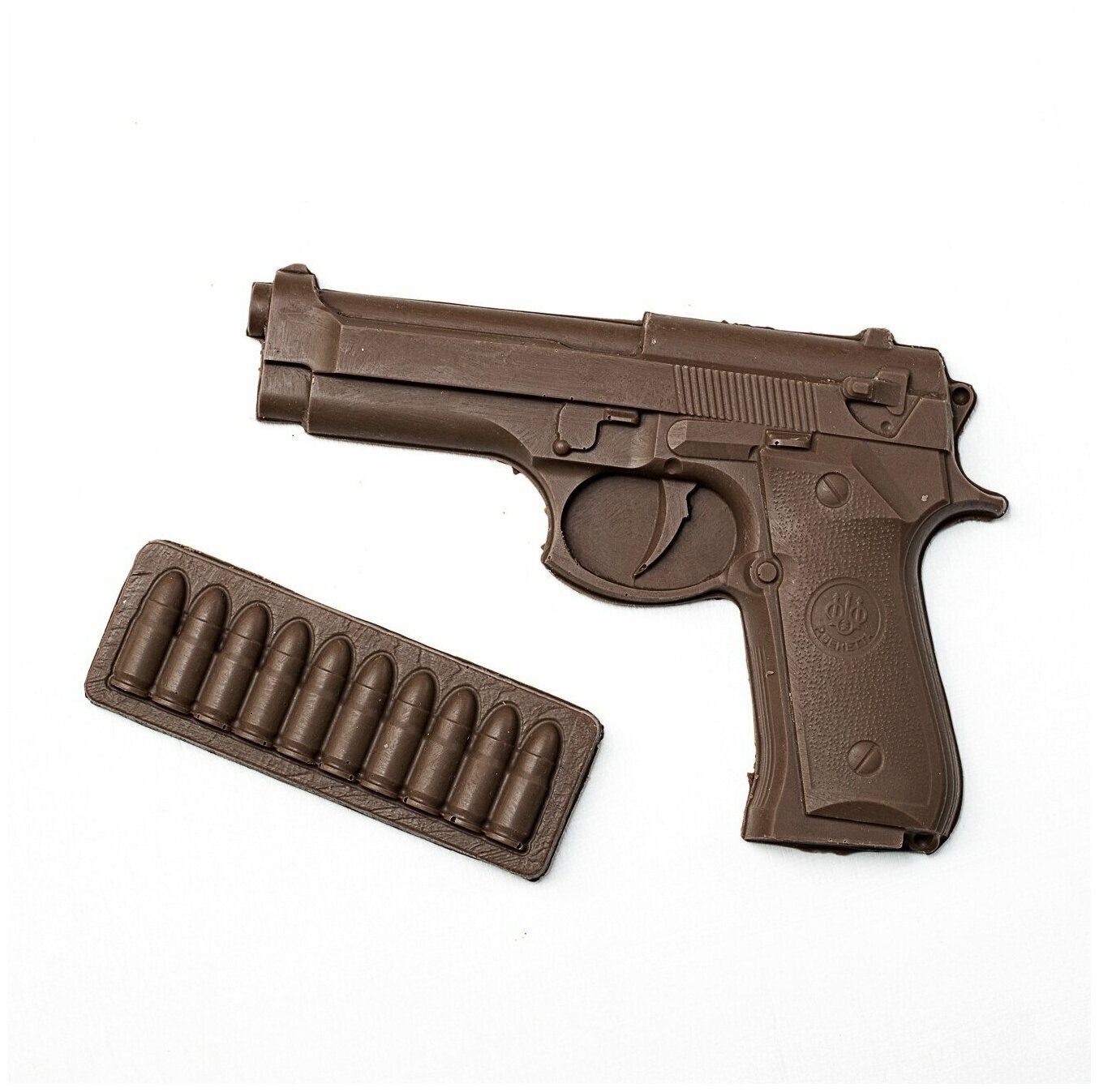 Подарочная шоколадная фигура Frade/Фраде - Пистолет Беретта с патронами (темный) (вес 175 гр)