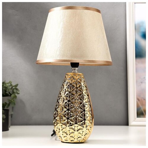 фото Лампа настольная risalux 40 вт, золото, 22*22*38 см