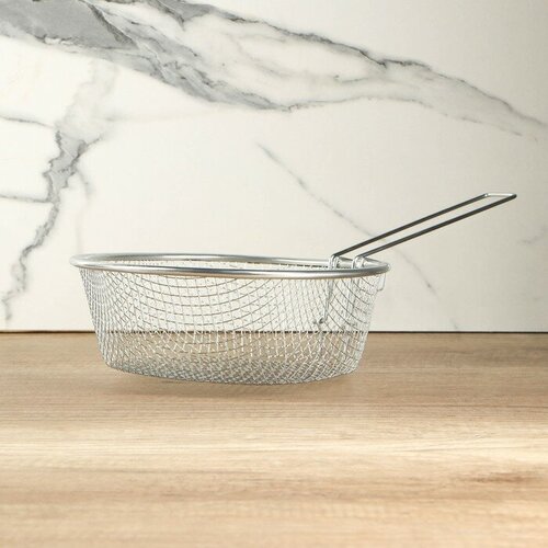 Фритюрница Доляна d22 см со съёмной ручкой цвет серебристый 602₽