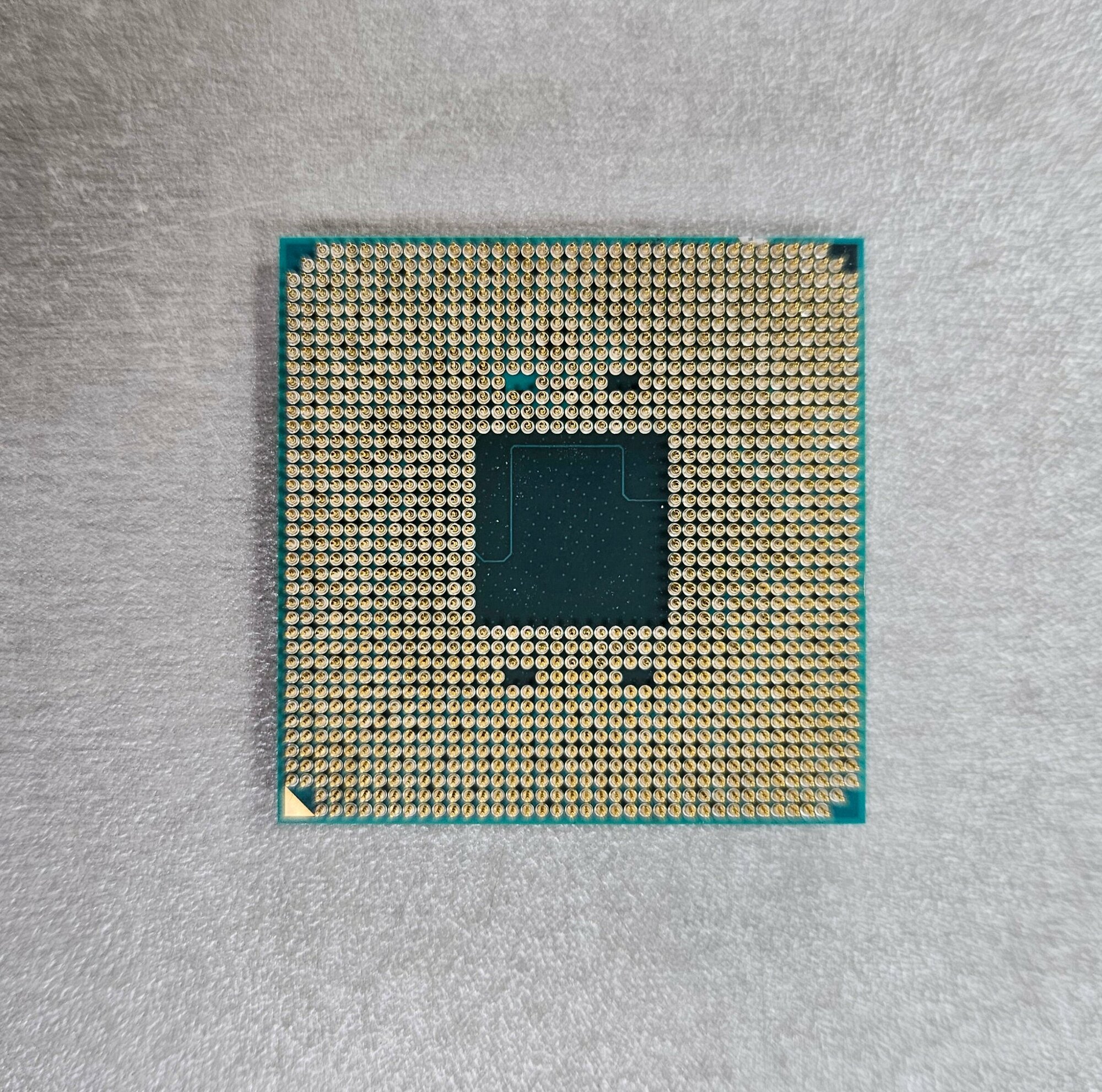 Процессор AMD Athlon 3000G (YD3000C6M2OFB) OEM - фото №11