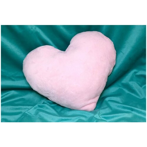 фото Подушка декоративная сердце розовое велсофт 35х30 см без бренда