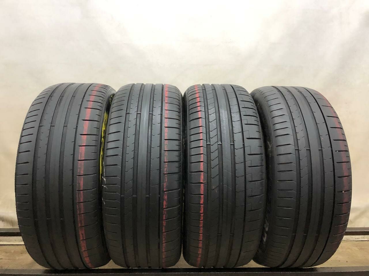 Pirelli P Zero PZ4 235/50 R19 БУ Шины Летние