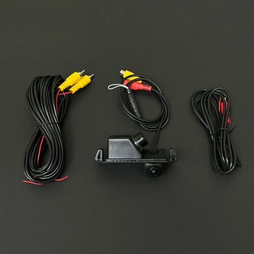 Камера заднего вида Hyundai i20 i30 Kia Picanto Soul 2000₽