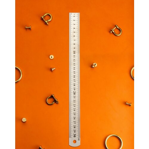 Линейка металлическая 30 см для кожевника