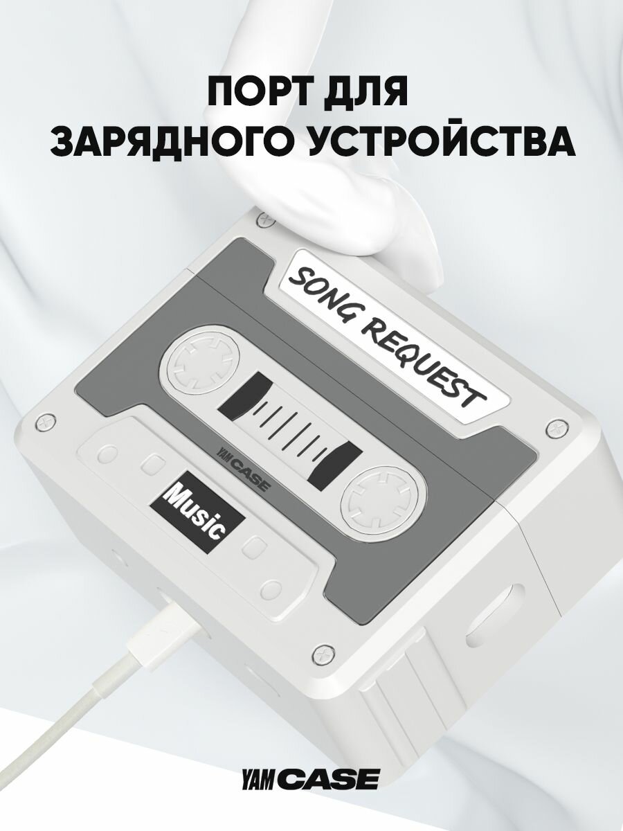 Чехол для наушников Apple AirPods Pro, Pro 2 силиконовый c карабином — фото 1