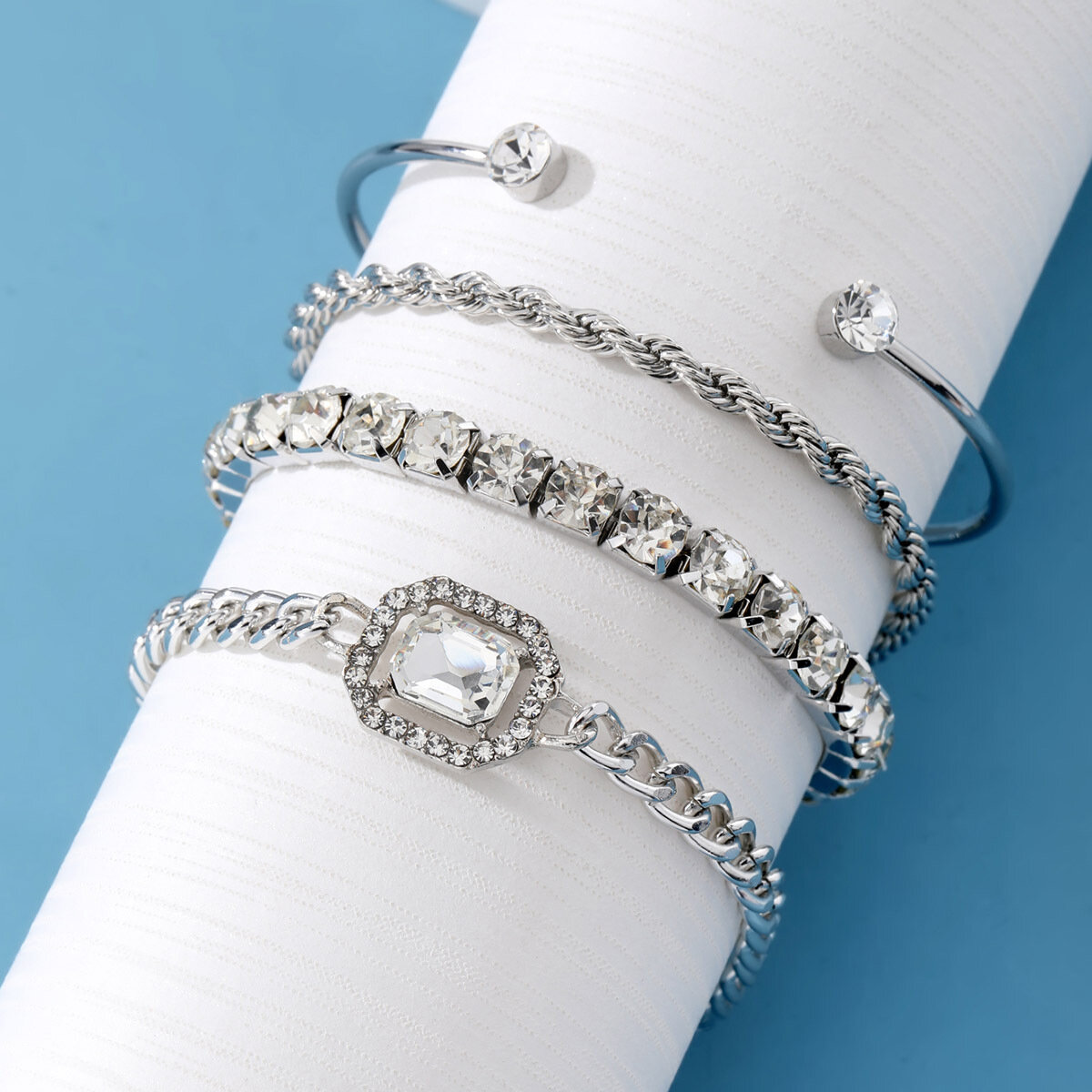 Набор браслетов Fashion jewelry, пластик, 4 шт., размер 17 см, размер one size, серебристый — фото 1