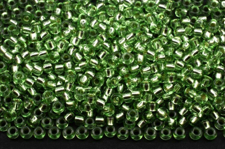 Бисер чешский PRECIOSA круглый 10/0 78161 зеленый с серебряной линией внутри, 5 грамм