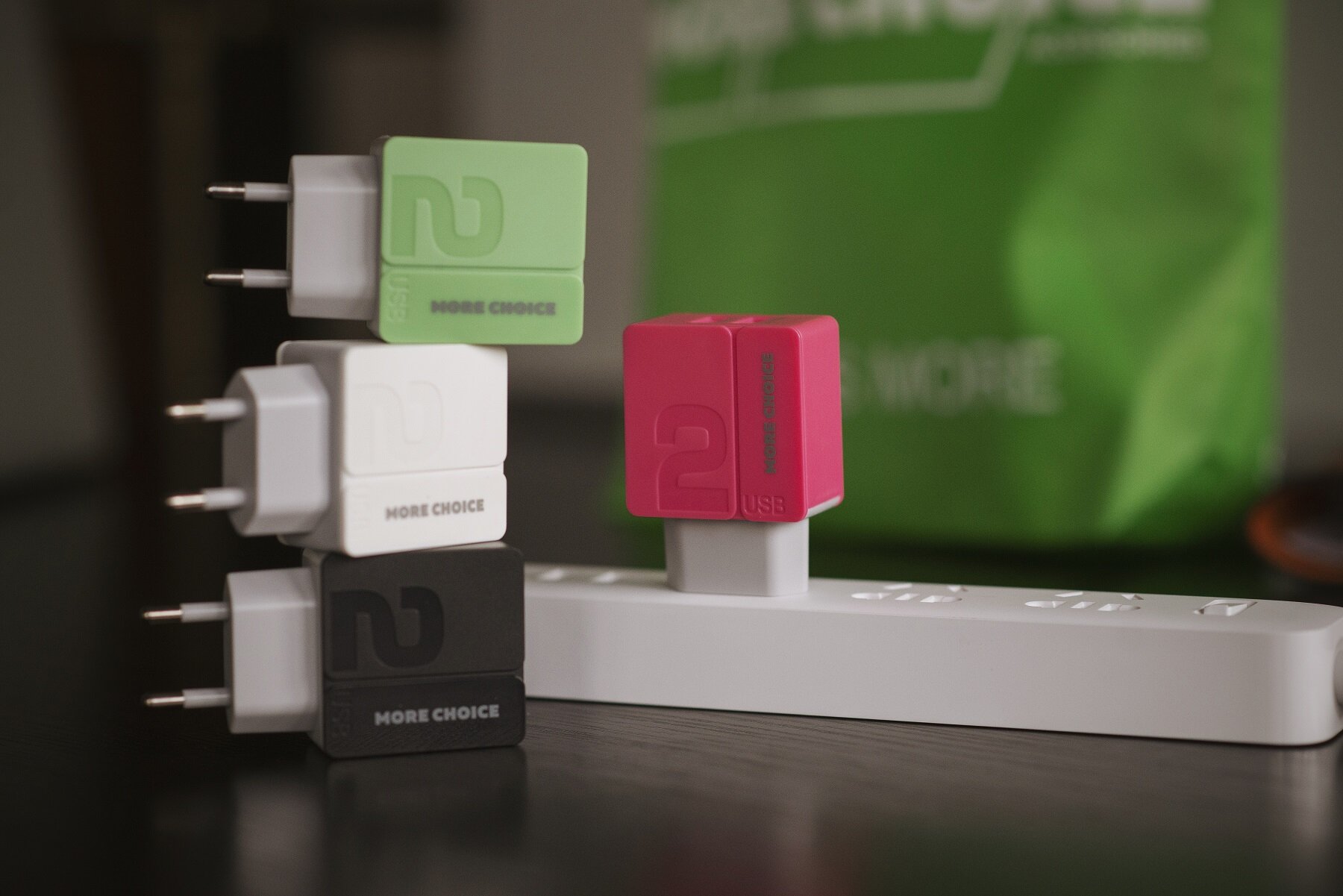 Зарядное устройство сетевое More Choice 2*USB 2.4A для micro USB 1м Green - фото №8