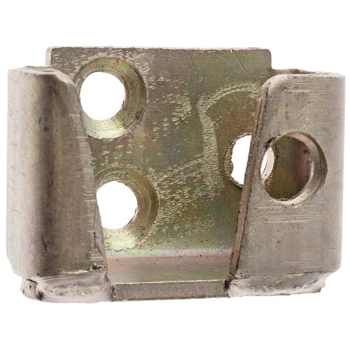 фото Фиксатор маз замка двери левый (обойма) н/о оао маз 6430-6105037