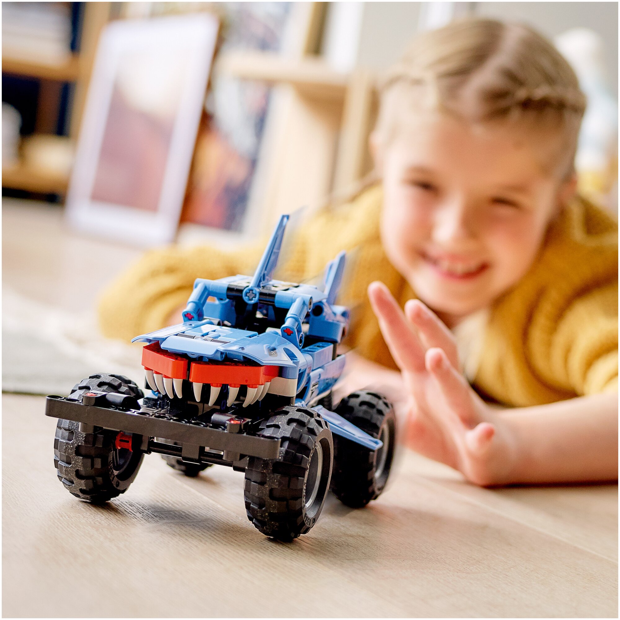 Конструктор LEGO Technic 42134 Monster Jam Megalodon, 260 дет. - фотография № 6