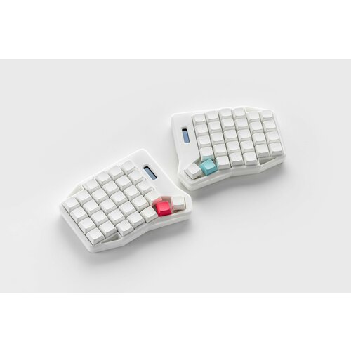 Механическая клавиатура K02 Gateron Brown G Pro 30 белые кейкапы 1700000₽