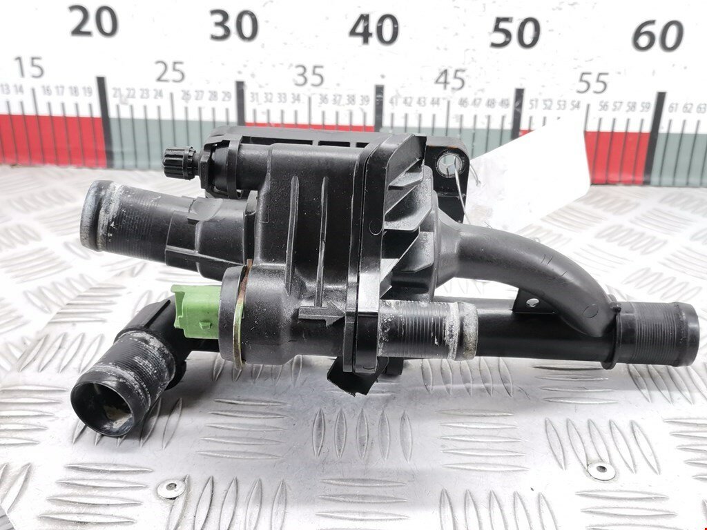 Корпус термостата Citroen C4 1 1336AF арт. 1900489