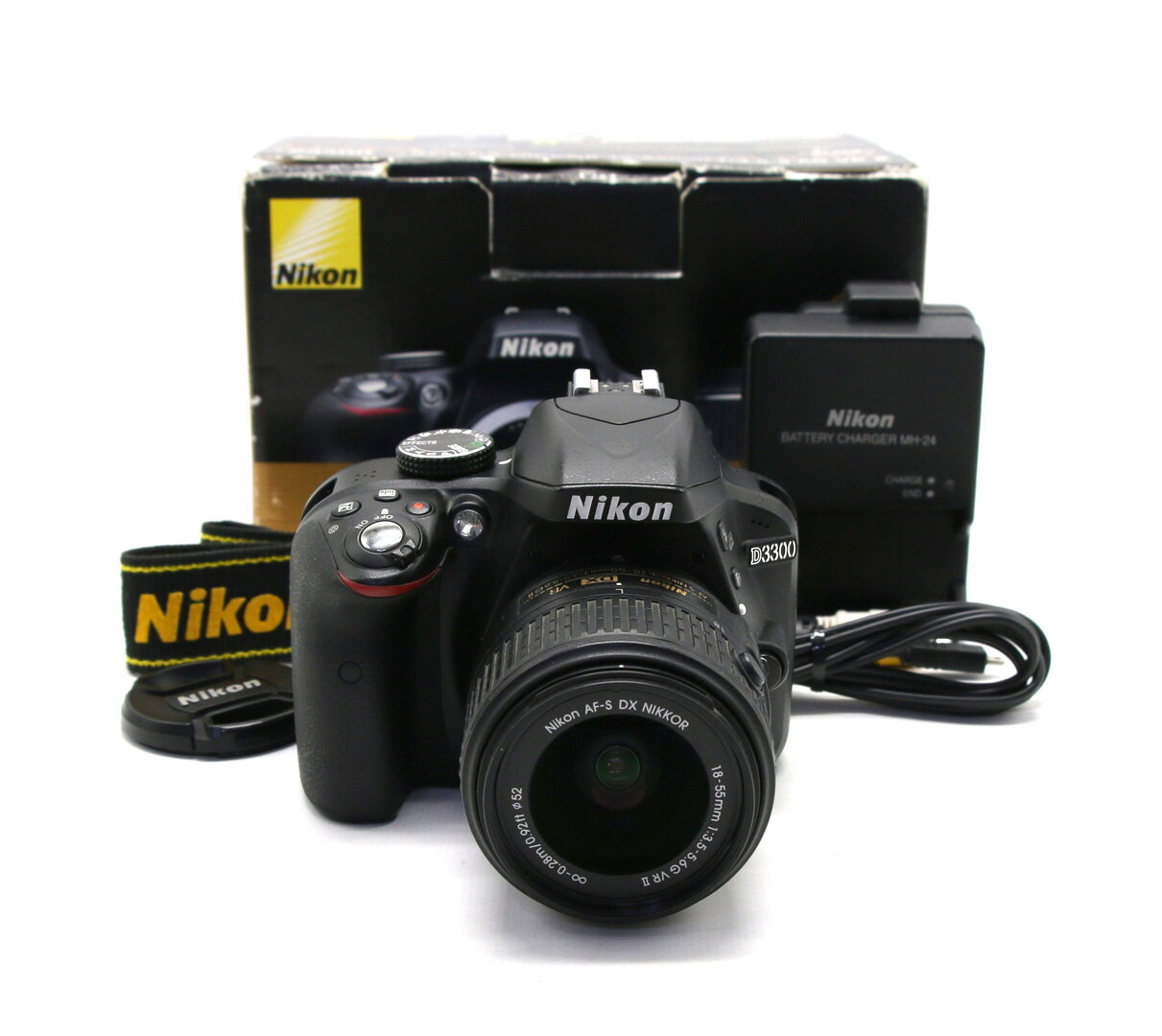 Nikon D3300 kit в упаковке (пробег 7890 кадров)