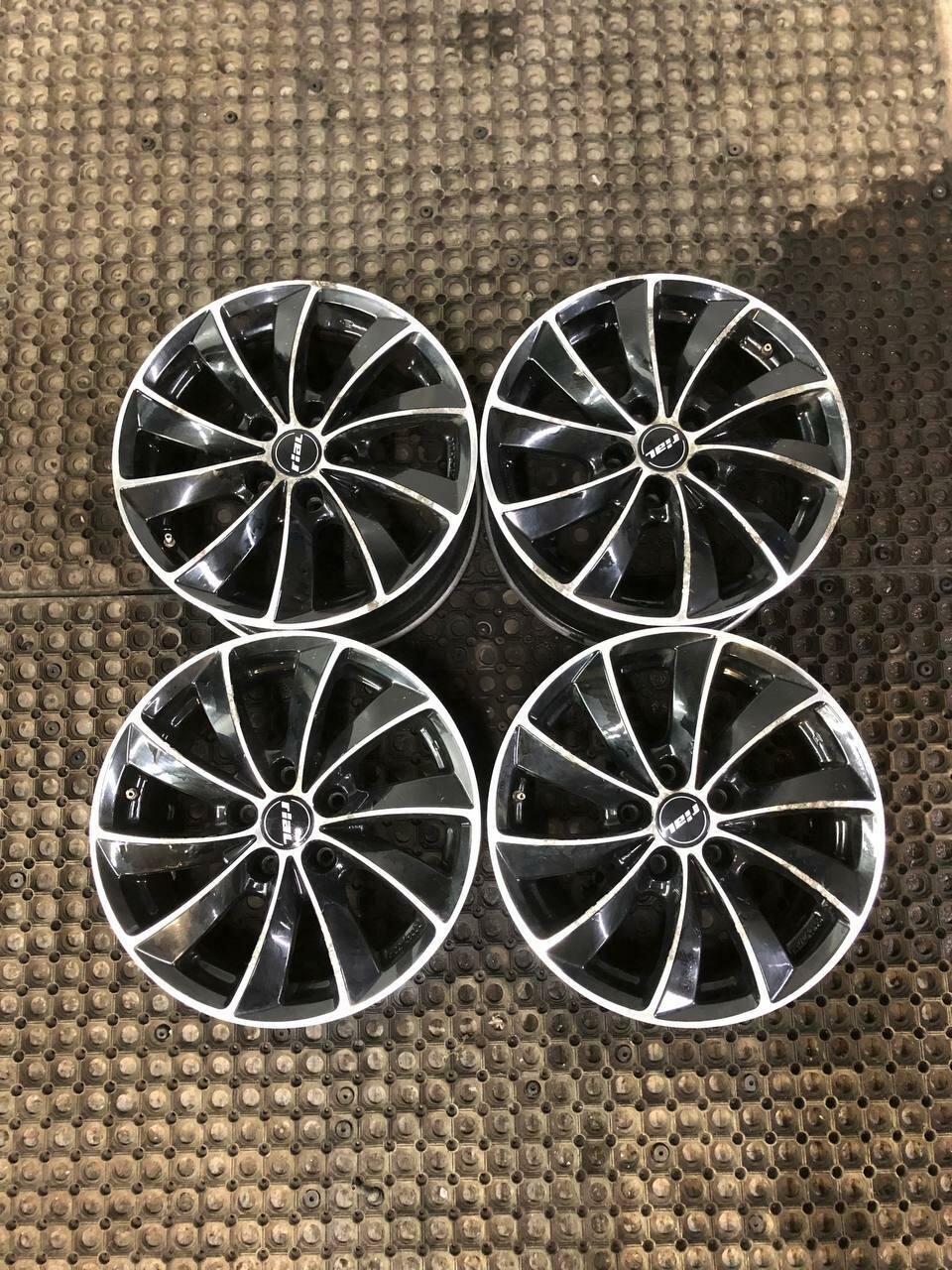 Колесные диски Rial 16x7.5 PCD 5x112 D66.6 ET38 (Реплика)