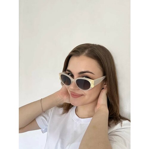 Солнцезащитные очки , серый