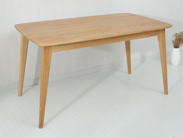 фото Обеденный стол Shunyi, скандинавский дуб, прямоугольный, на 4-6 персон