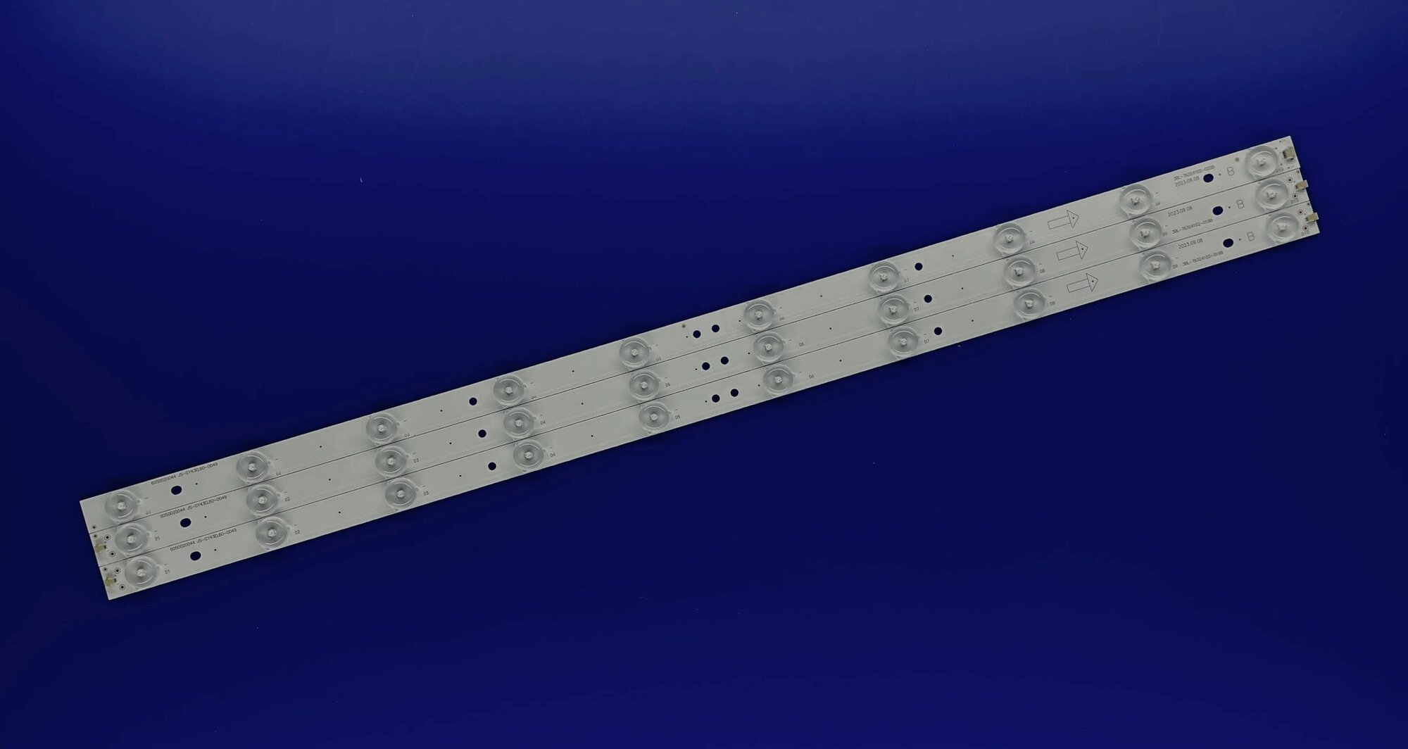 Светодиодная подсветка 3BL-T6324102-019B для телевизоров Irbis T32Q44HDL, T32Q44HAL, SUPRA STV-32440WL, SANYO 32 LE32D99, светодиодная лента 632 мм 3шт
