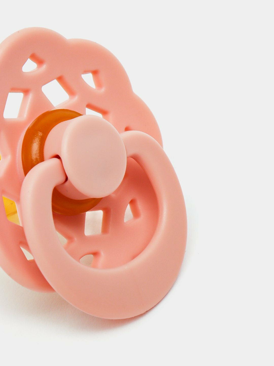 Силиконовая пустышка Mumlove 0+ мес pink — нежная и безопасная соска с вентиляцией в удобном контейнере для хранения, разработана совместно с педиатрами