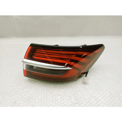 Фонарь задний правый (на крыло) 7057015800 Geely Coolray
