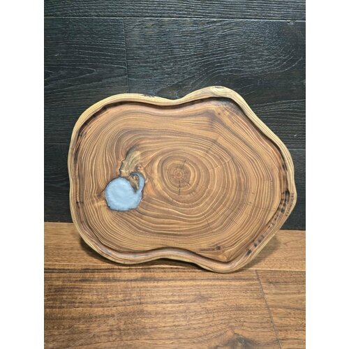 Разделочная доска из карагача