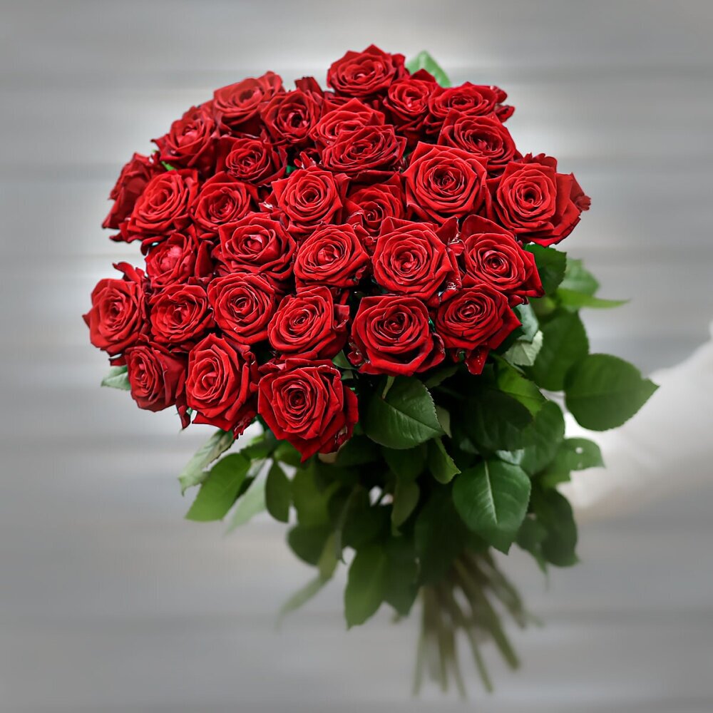 Букет красных российских роз 60 см