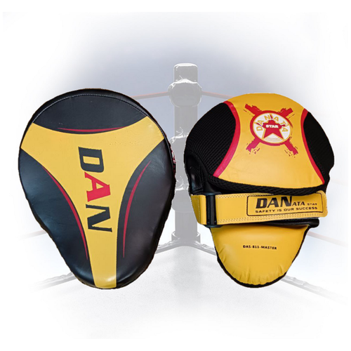 Боксерские лапы из натуральной кожи Danata Star Master черно желтые пара