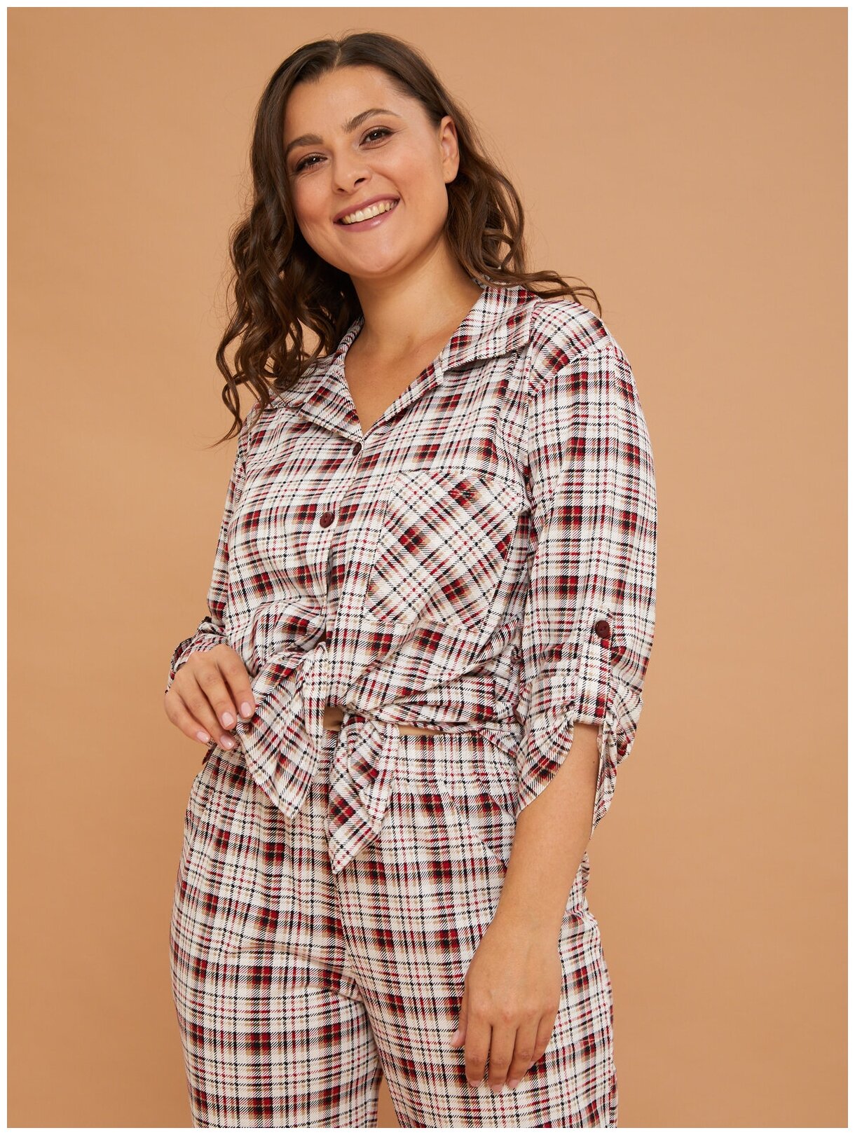 Пижама домашняя женская Алтекс с рубашкой и штанами бежевая, размер 48 - фотография № 1