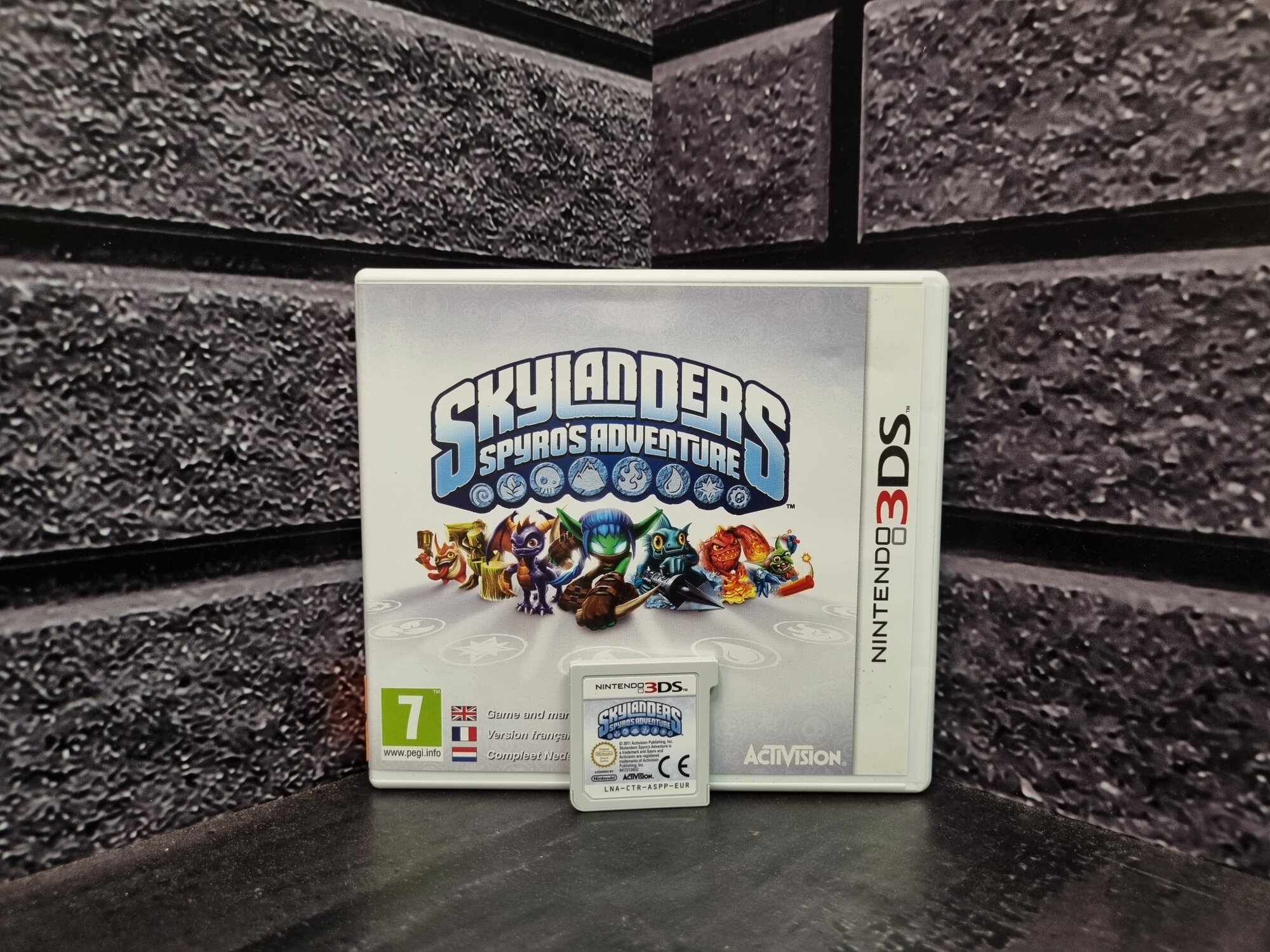 Игра для Nintendo 3DS Skylanders Spyros adventure англ Resale