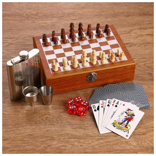 Набор 6 в 1: фляжка 8 oz, стопка, воронка, карты, кубики 5 шт, шахматы, 18 х 24 см 2390556 набор 6 в 1 фляжка 8 oz рюмка воронка кубики 5 шт карты шахматы 18 х 24 см микс