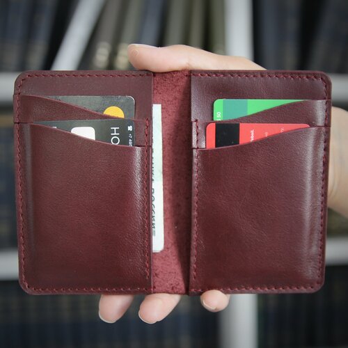 Картхолдер Konkovstudio, фактура гладкая, бордовый