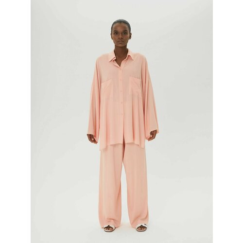 Костюм LA the brand, рубашка и брюки, бельевой стиль, оверсайз, пояс на резинке, карманы, размер xs, розовый