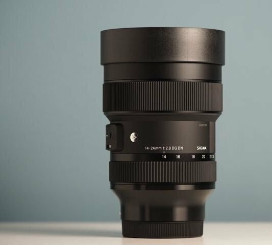 Объектив Sigma 14-24mm f/2.8 DG DN Art Sony E, черный - фото №14