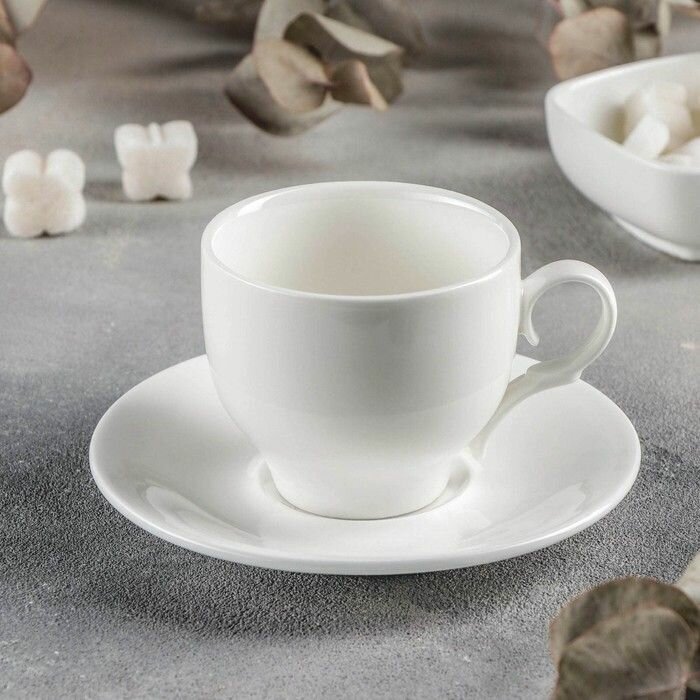 Чашка фарфоровая чайная с блюдцем, 170 мл
