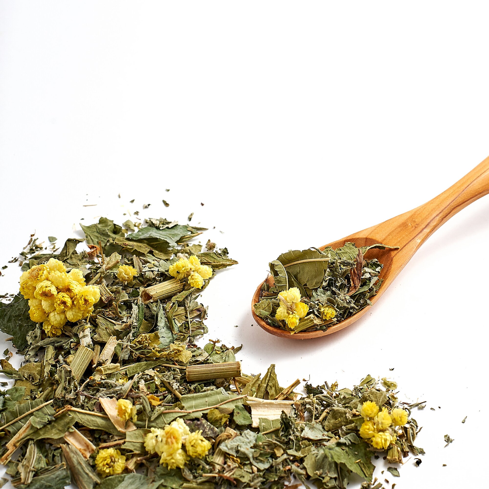 Лекарь чай травяной листовой для печени с володушкой и мятой 100 гр Золотая душа Алтая / нечайный чай/ фиточай