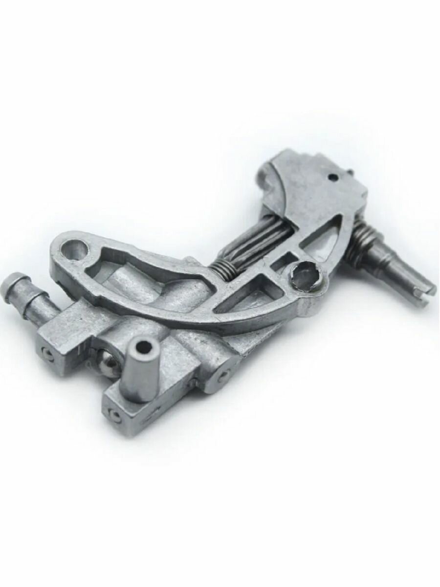 Насос масляный для китайской бензопилы 4500/5200/5800