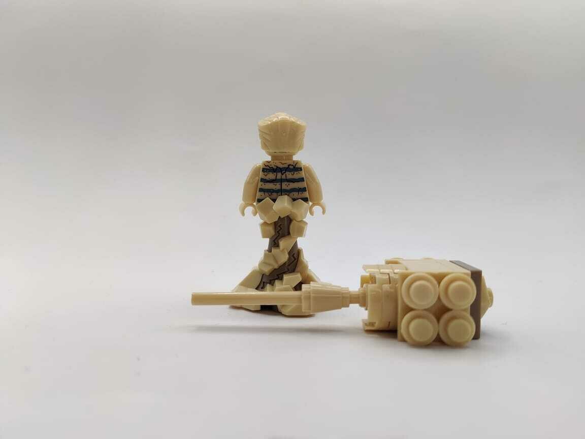 Минифигурка "Песочный человек", фигурка из коллекции Marvel — фото 1