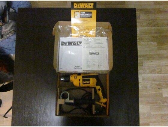 Ударная дрель DeWALT DWD024, 750 Вт, без аккумулятора желтый - фотография № 16