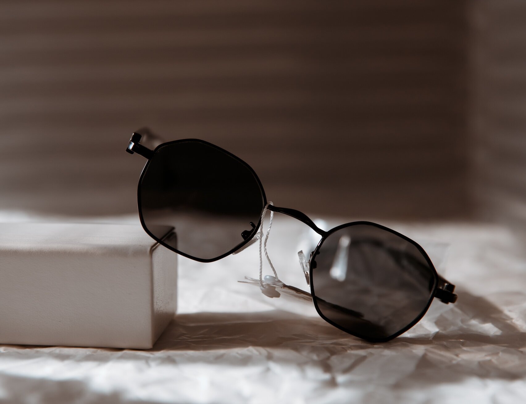633.00 грн - John Lennon Sunglasses Round Shades Retro Black Gold Silver Frame S