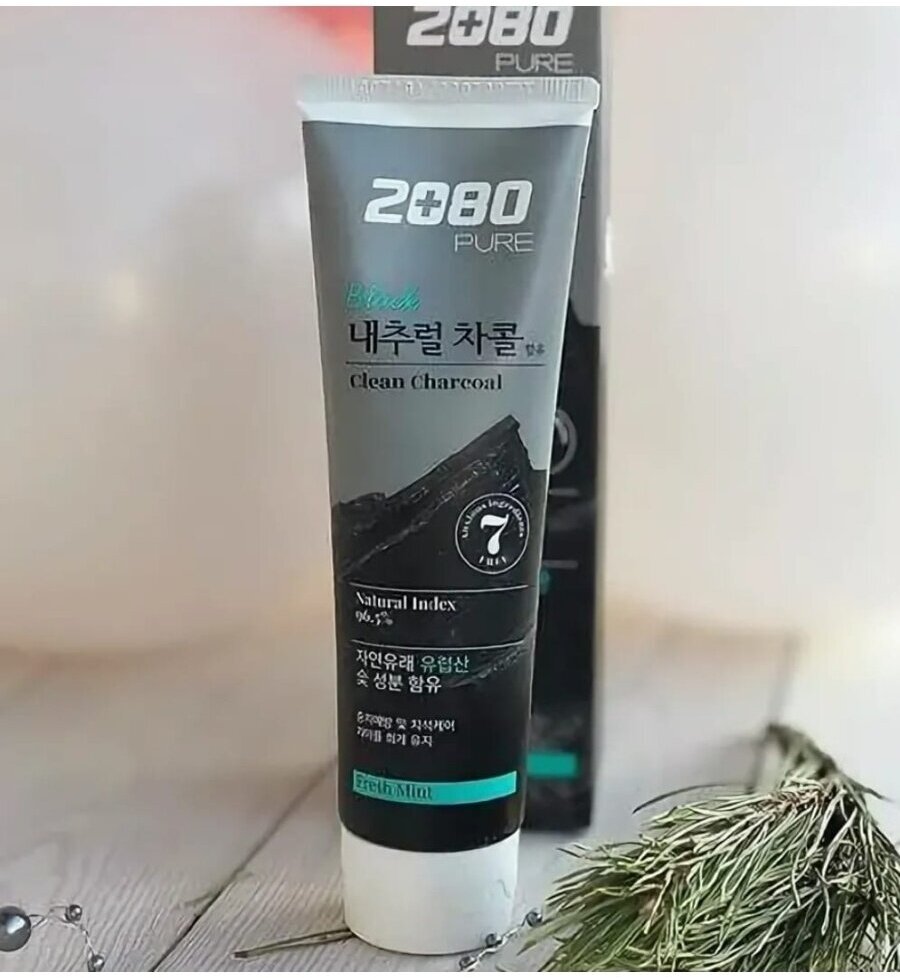 Отбеливающая зубная паста с древесным углём Black Clean Charcoal, 120 г Kerasys - фото №11