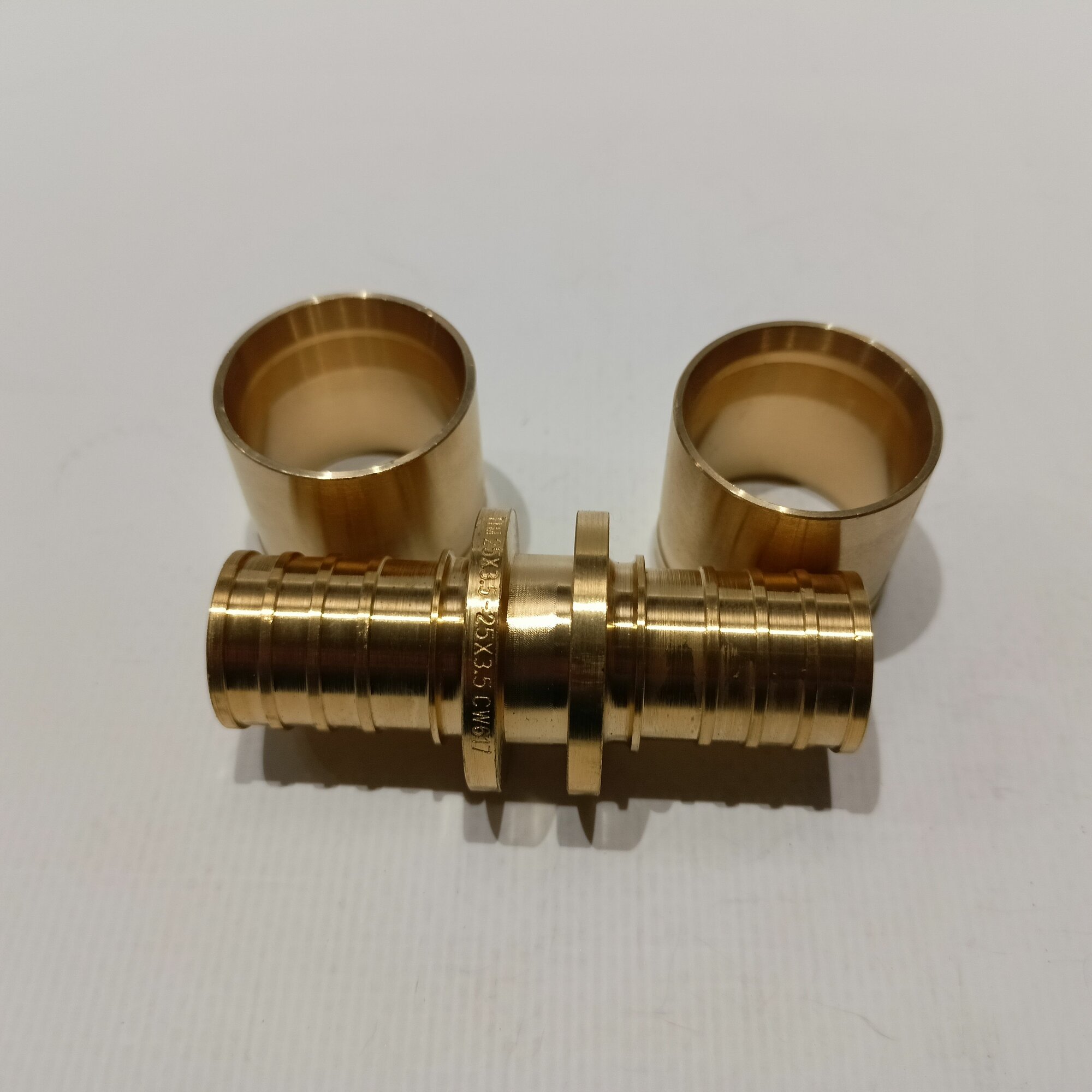 фото Муфта аксиальная TIM 25х25 в комплекте с гильзами