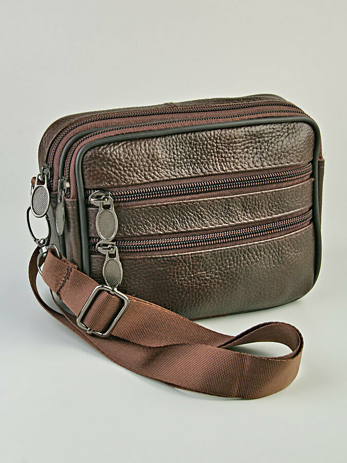 Сумка барсетка LeatherStyle, фактура матовая, зернистая, коричневый
