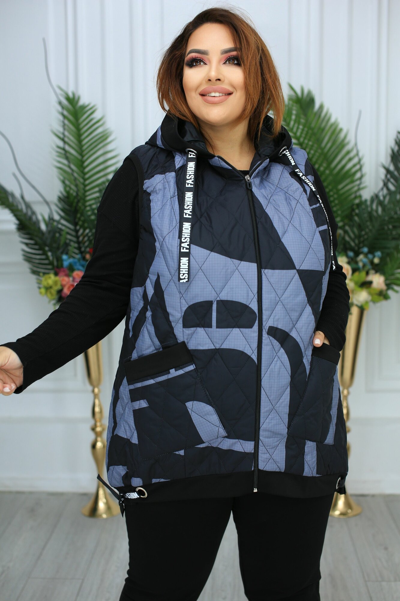 Жилет спортивный  Базовая коллекция размер 64 черно-серый