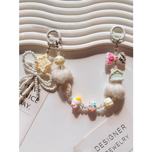 Брелок LERO молочный 890₽