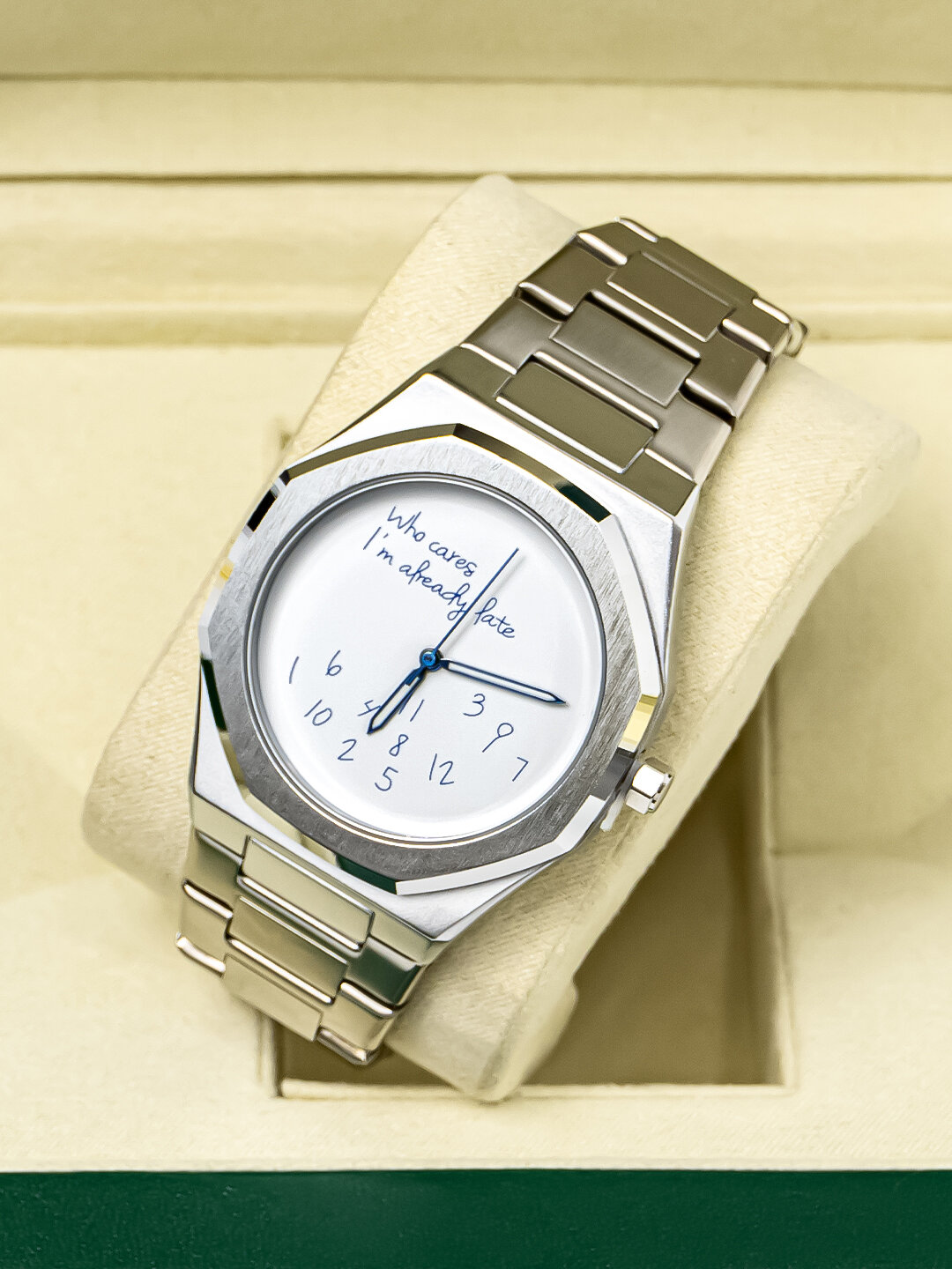 Наручные часы Classic, белый,