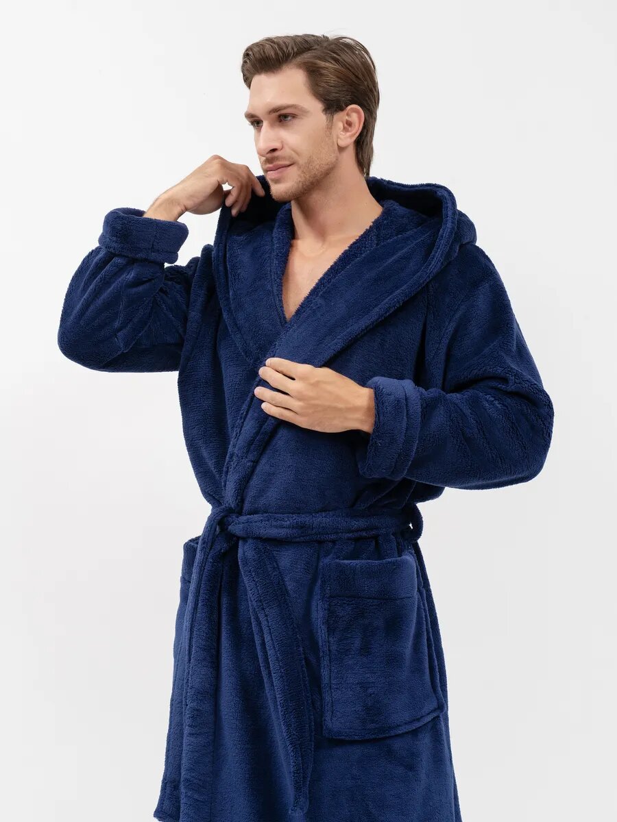 Халат  зимняя одежда размер 54 темно-синий