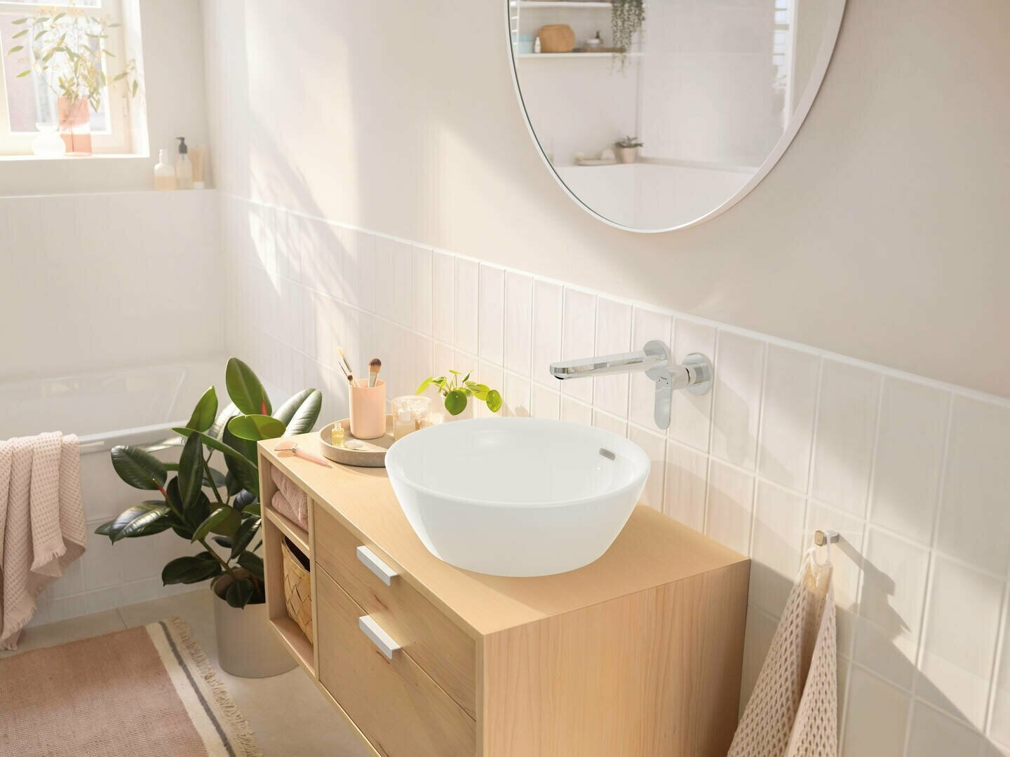 Внешняя часть смесителя для раковины Hansgrohe Rebris 72528000 - фото №8