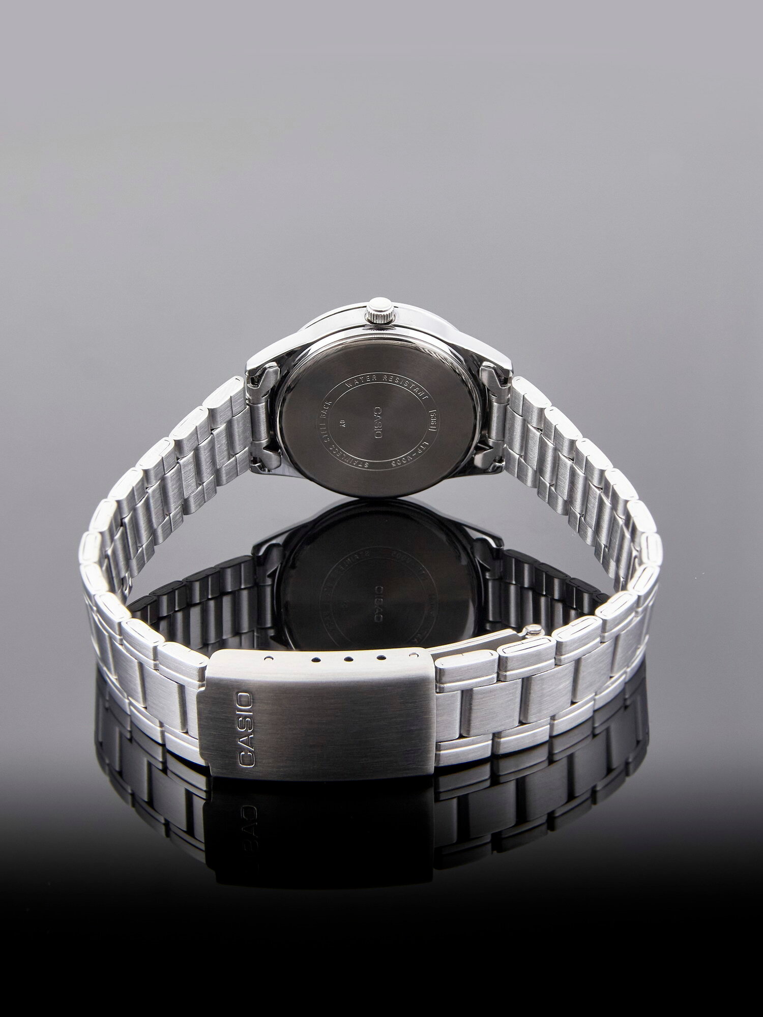 Наручные часы CASIO Классика, хром — фото 1